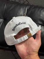 BONÉ BROOKSFIELD BRANCO