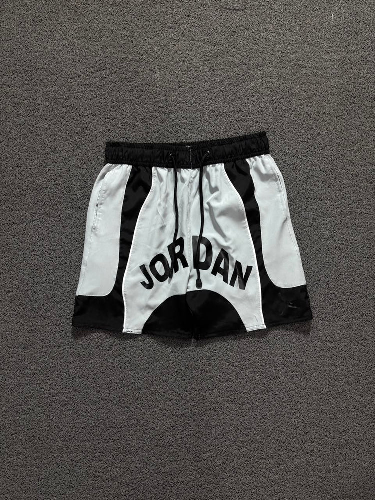 BERMUDA JORDAN PRETA/CINZA