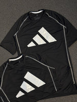 CAMISETA ADIDAS PRETA – COMPRESSÃO