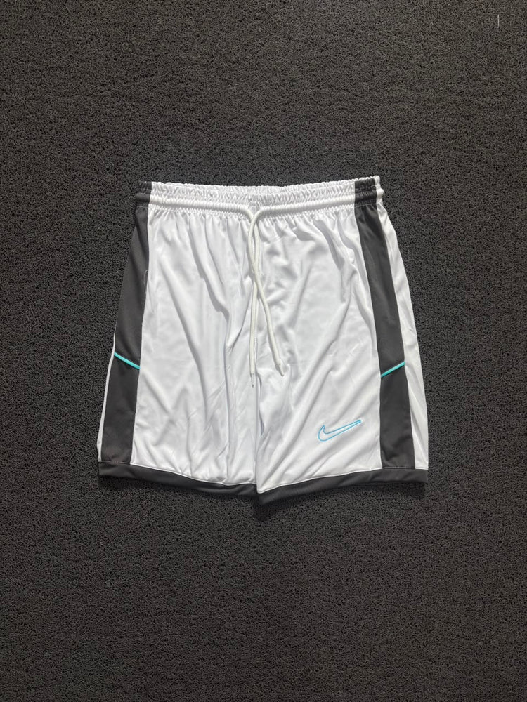 BERMUDA NK ACADEMY BRANCA/CINZA
