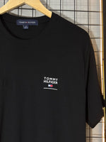 CAMISETA TOMMY H. PEITO PRETA