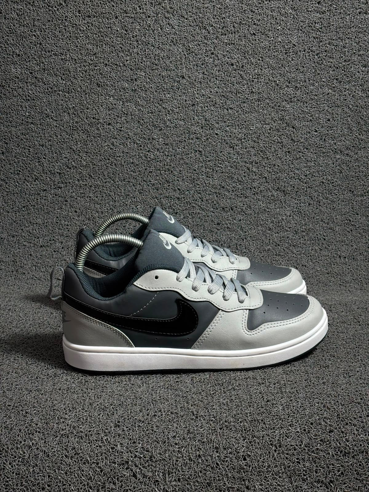 TÊNIS NK BOROUGH CINZA/PRETO