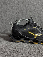 MIZUNO PROPHECY 13 PRETO/DOURADO