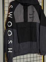 CORTA VENTO NK SWOOSH PRETO