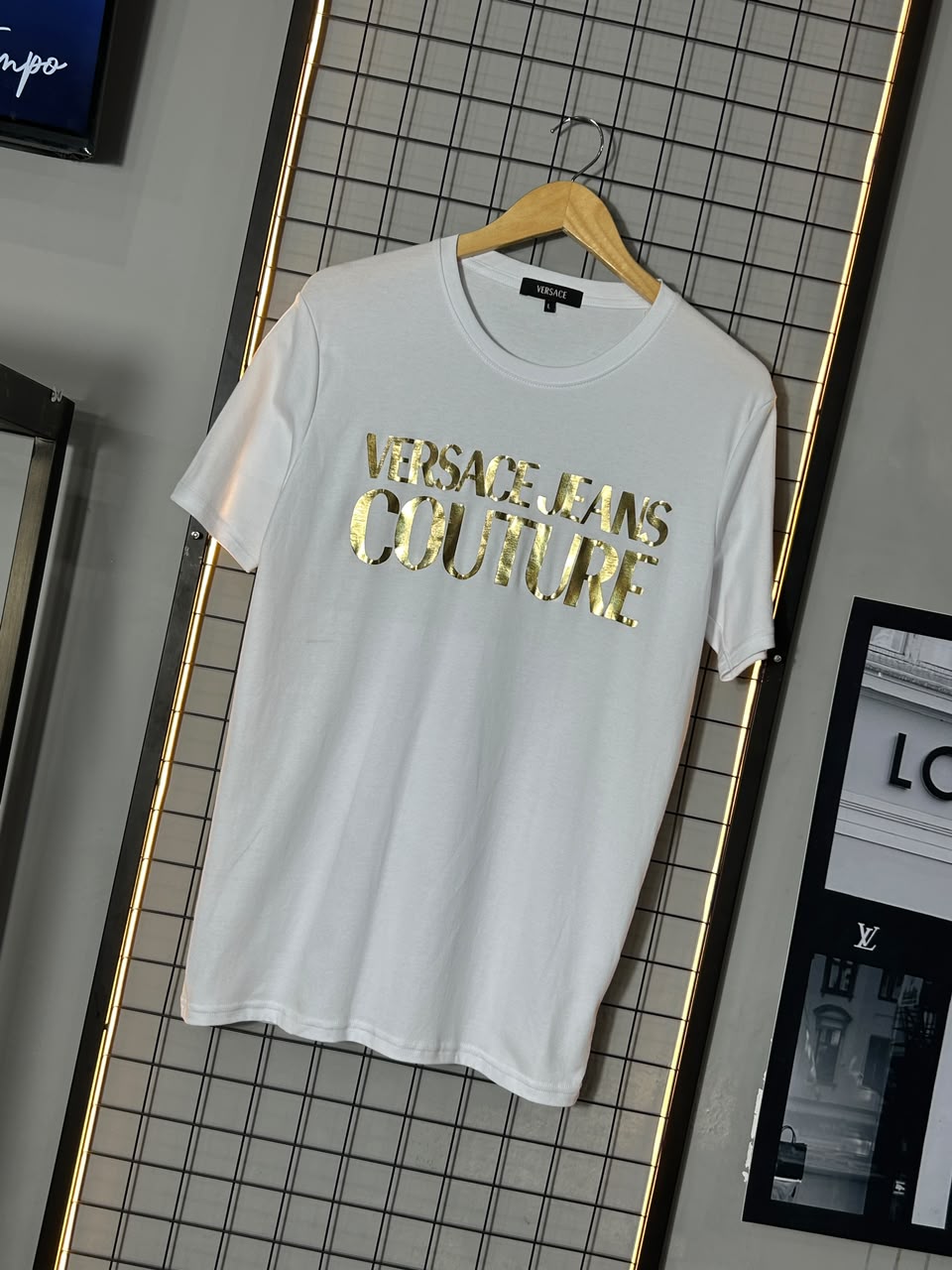 Camiseta Versace Culture Branca