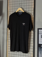 CAMISETA TOMMY H. PEITO PRETA