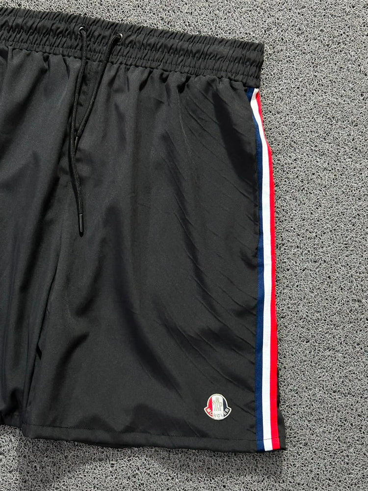 BERMUDA MONCLER BASIC PRETA