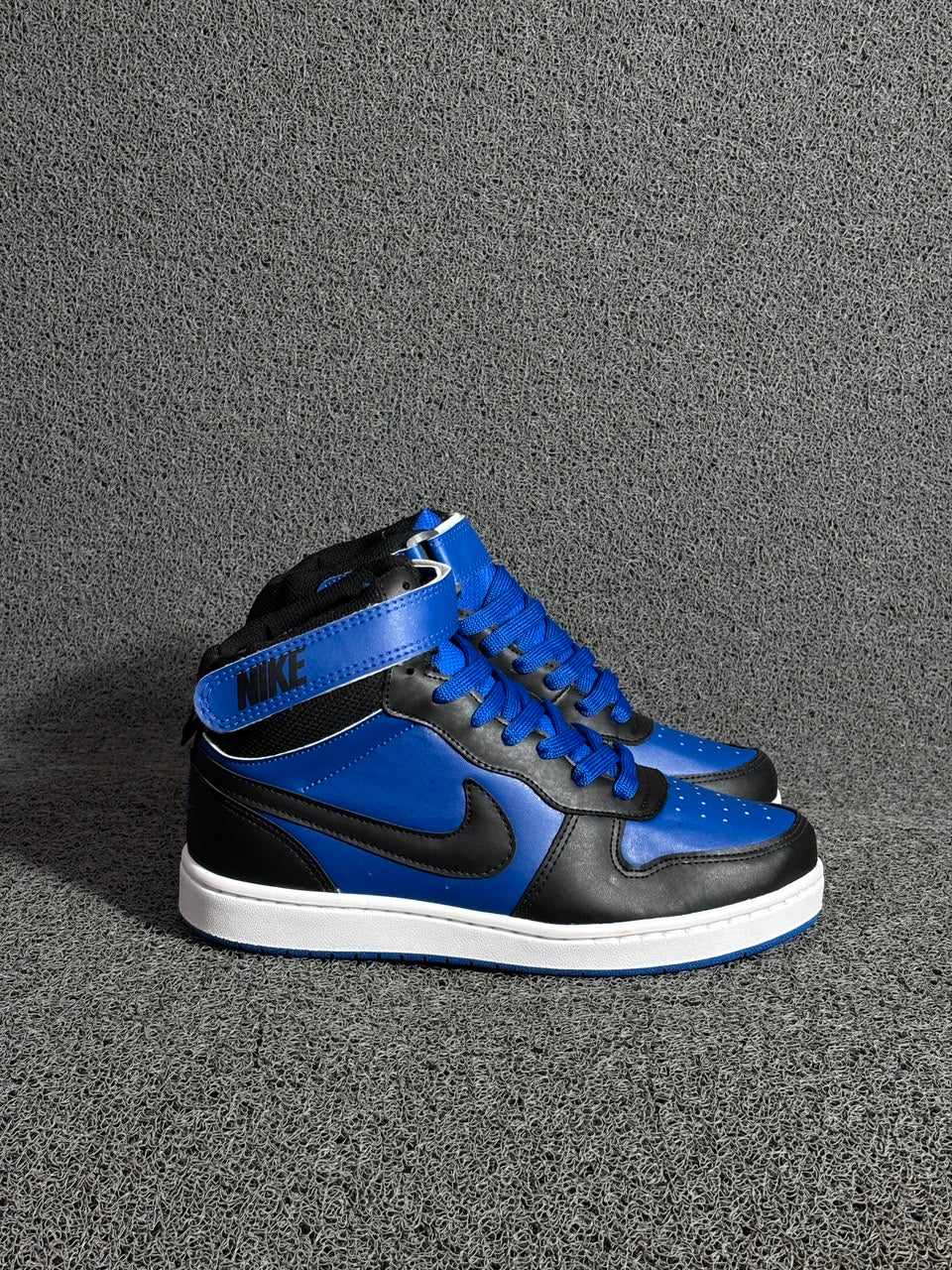 BOROUGH MID AZUL ROYAL/PRETO
