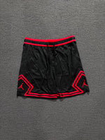 BERMUDA JORDAN PREMIUM PRETA/VERMELHA