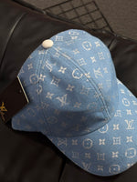BONÉ LV AZUL BEBÊ