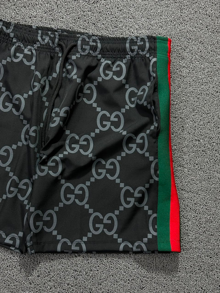 BERMUDA GUCCI MONOE. PRETA