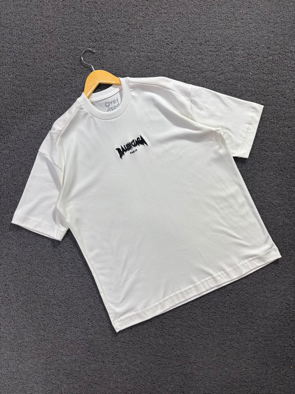 Camiseta Balenciaga x Paris Off White
