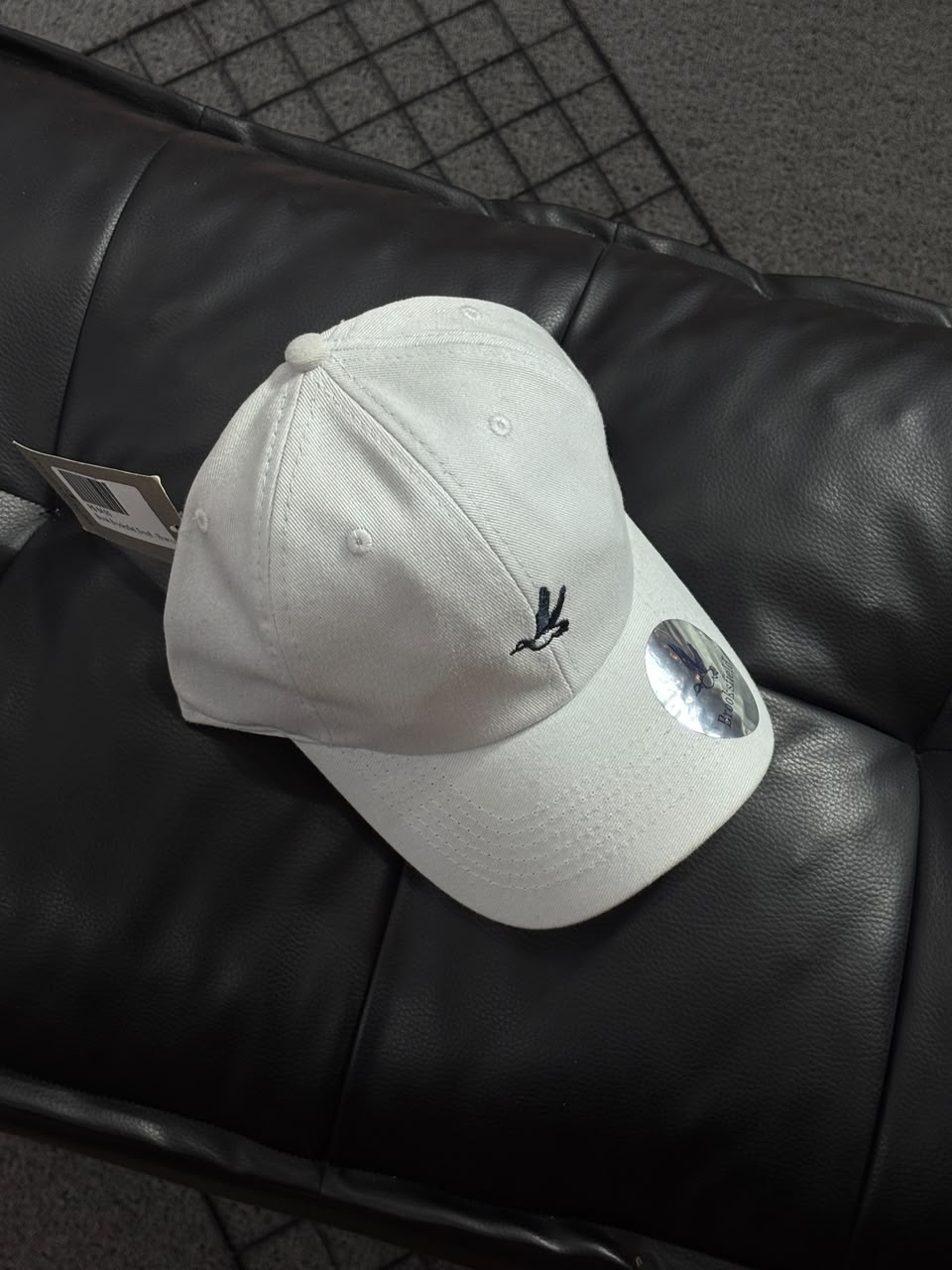 BONÉ BROOKSFIELD BRANCO
