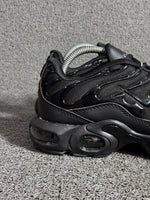 AIR MAX TN PLUS ALL BLACK