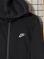 MOLETOM NIKE CLUB PRETO TOUCA