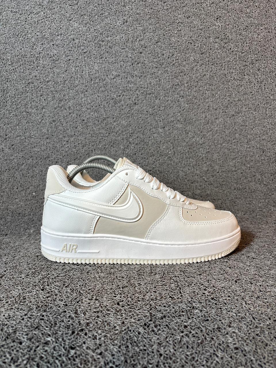 AIR FORCE 1 OFF WHITE