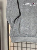 JAQUETA QUARTERZIP TOMMY H. CINZA
