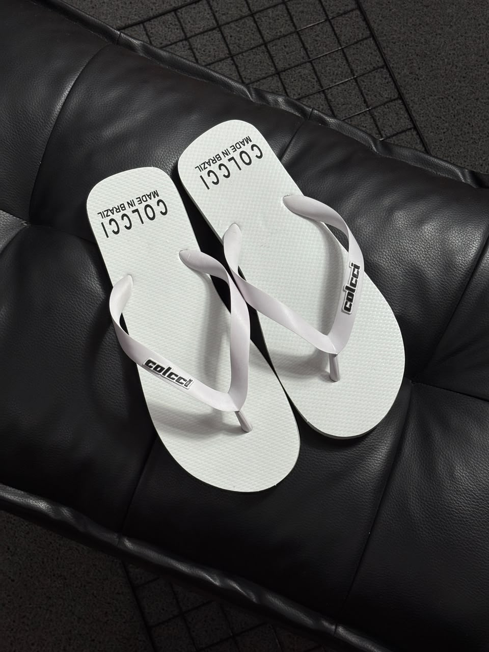 CHINELO COLCCI BRANCO HAVAIANAS