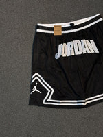 BERMUDA JORDAN PREMIUM LETREIRO PRETA
