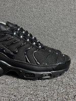 AIR MAX TN PLUS ALL BLACK