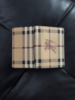Carteira Burberry Cáqui