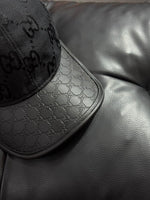 BONÉ GUCCI PRETO COURO