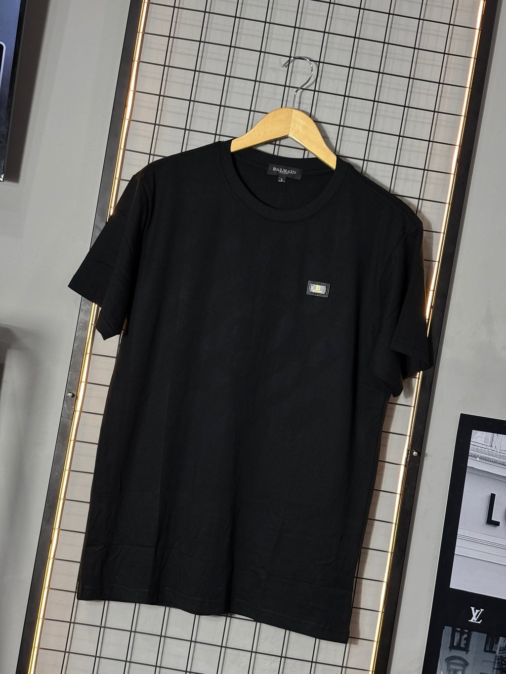 Camiseta Balm. Basic Gold