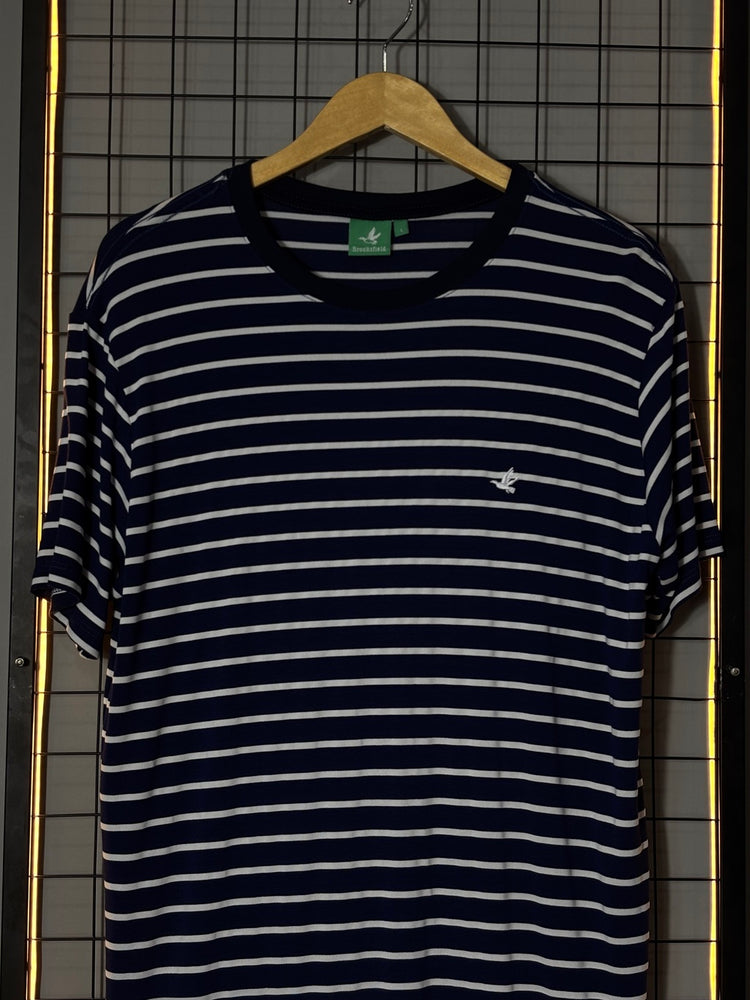 Camiseta Brooksfield Azul Marinho/Branca