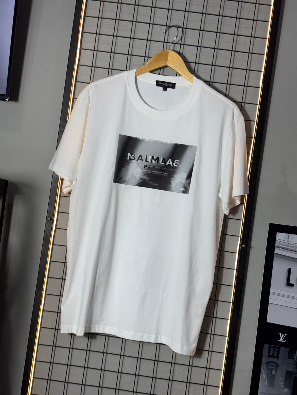 Camiseta Balm. Holog BR