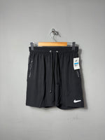 Bermuda NK Swoosh Emborrachado CNZ