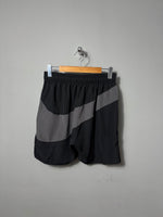 Bermuda NK Swoosh Emborrachado CNZ
