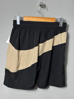 Bermuda NK Swoosh Emborrachado MR