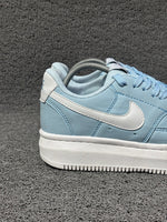 Nike Court Vision Plataforma - Azul Bebê/Branco