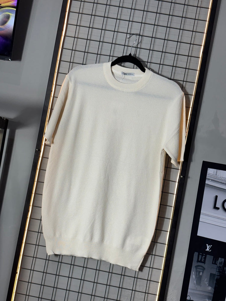 Camiseta Zara Texturizada CRM