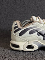 Nike Air Max TN Plus - Off Grey