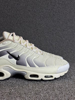Nike Air Max TN Plus - Off Grey