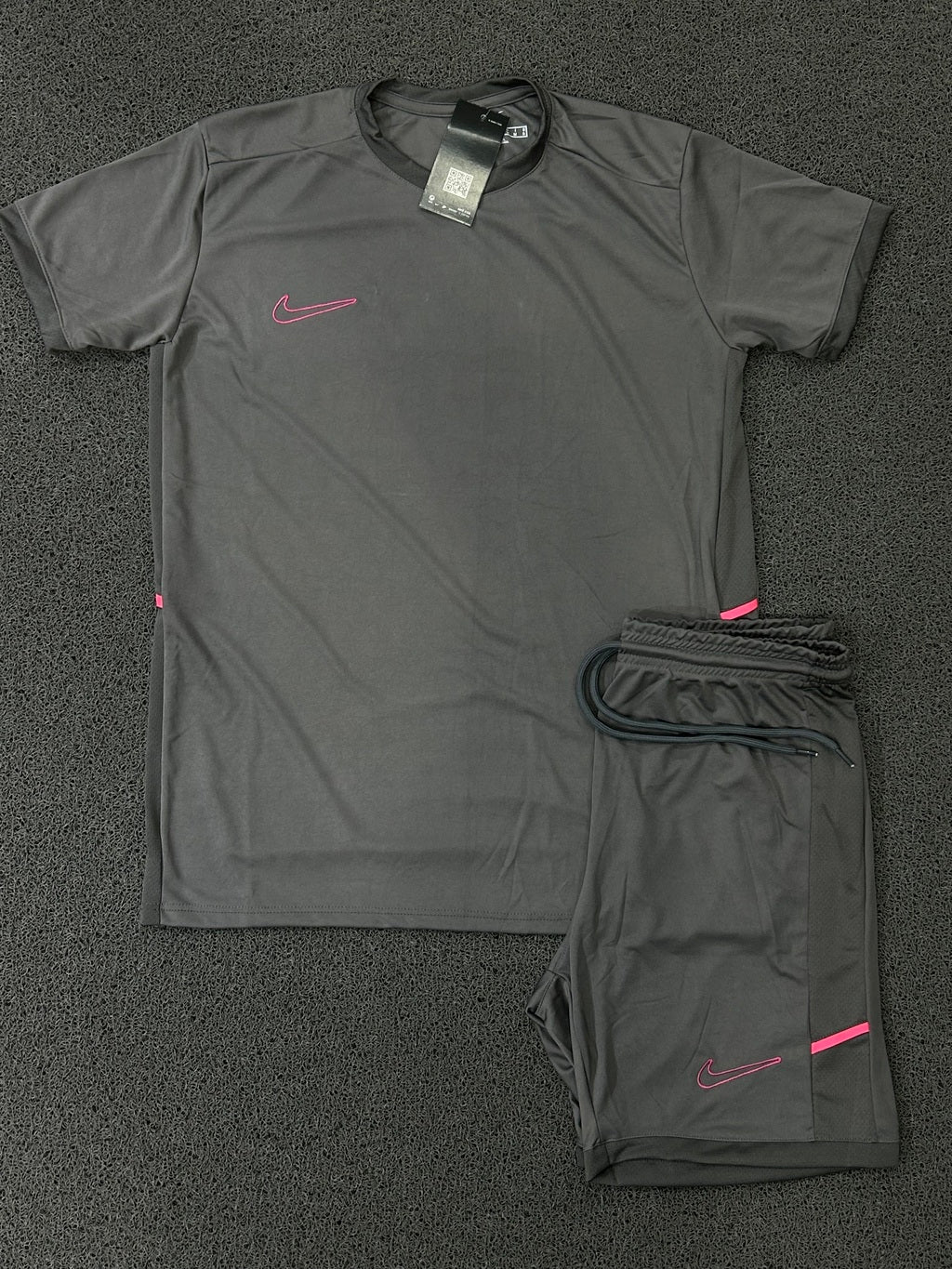 Conjunto Nike Academy - Cinza/Rosa