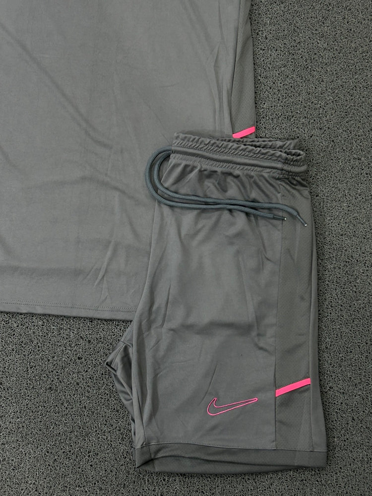Conjunto Nike Academy - Cinza/Rosa