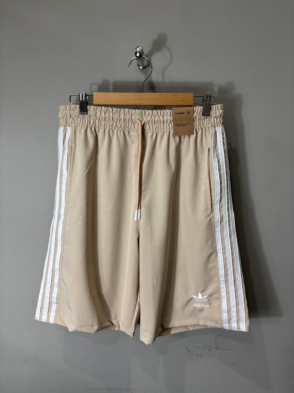 Bermuda Adidas - Creme