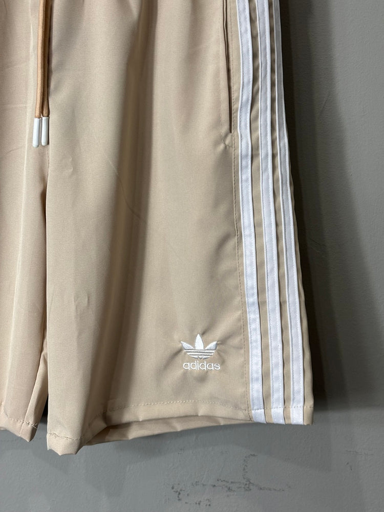 Bermuda Adidas - Creme