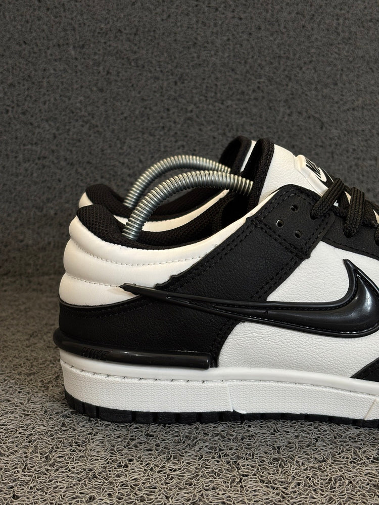 NK Dunk Twist - Panda