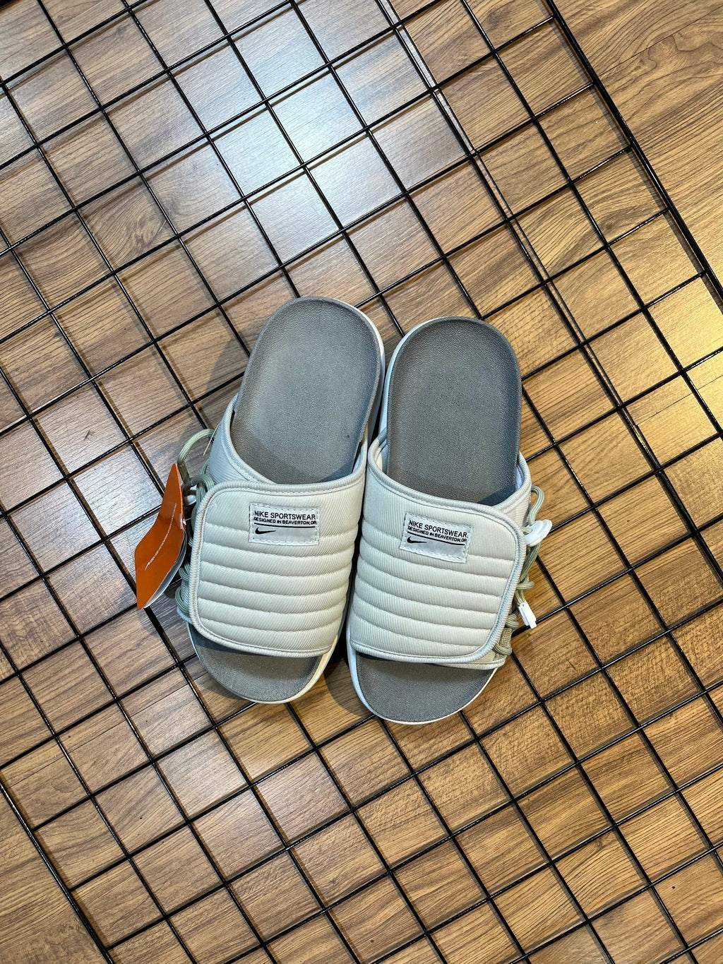Chinelo Nike Asuna 2.0 "Cinza e Branco"